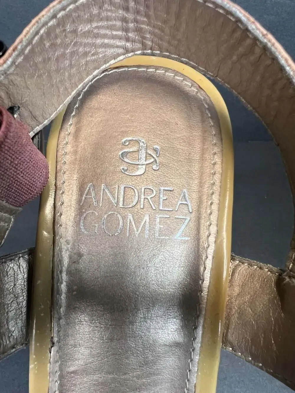 Andrea Gomez Patent Leather Colorblock Floral Platform Wedge Sandals Size 9